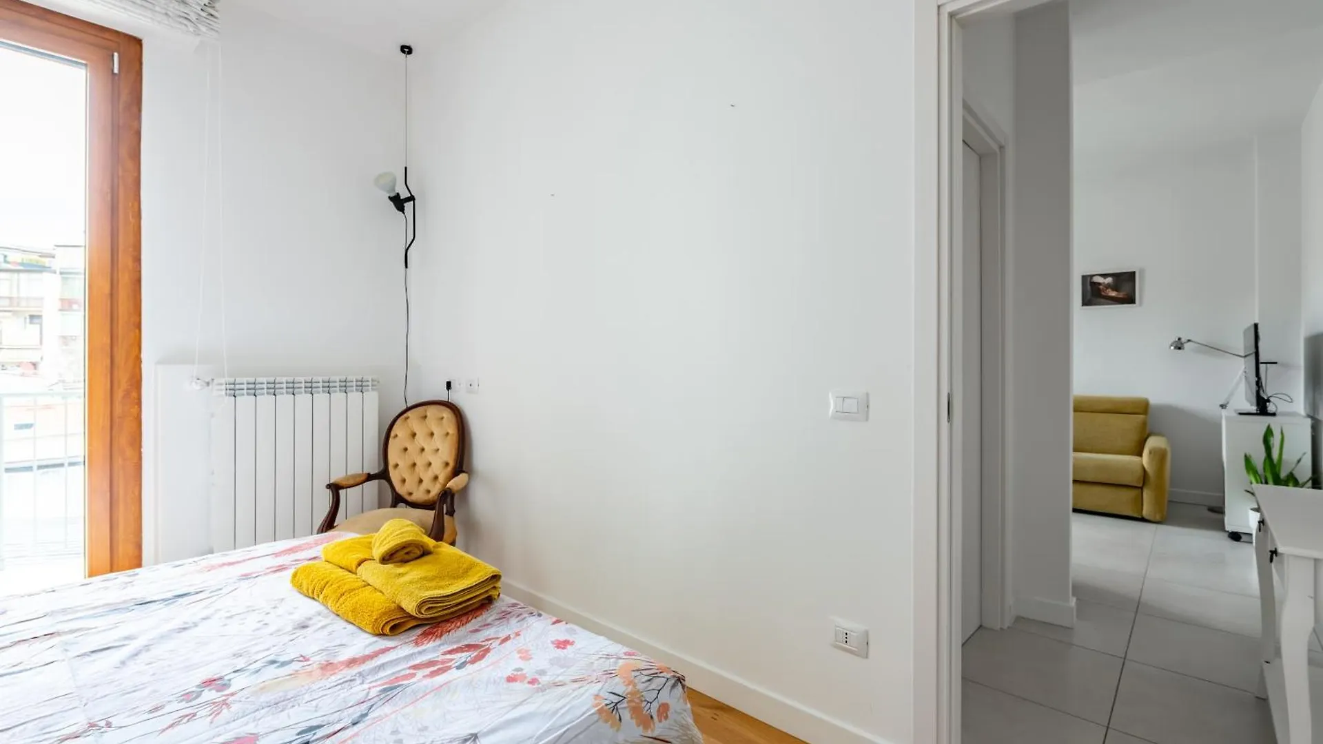 Maragliano And San Jacopino Flat With Balcony Apartment Florence