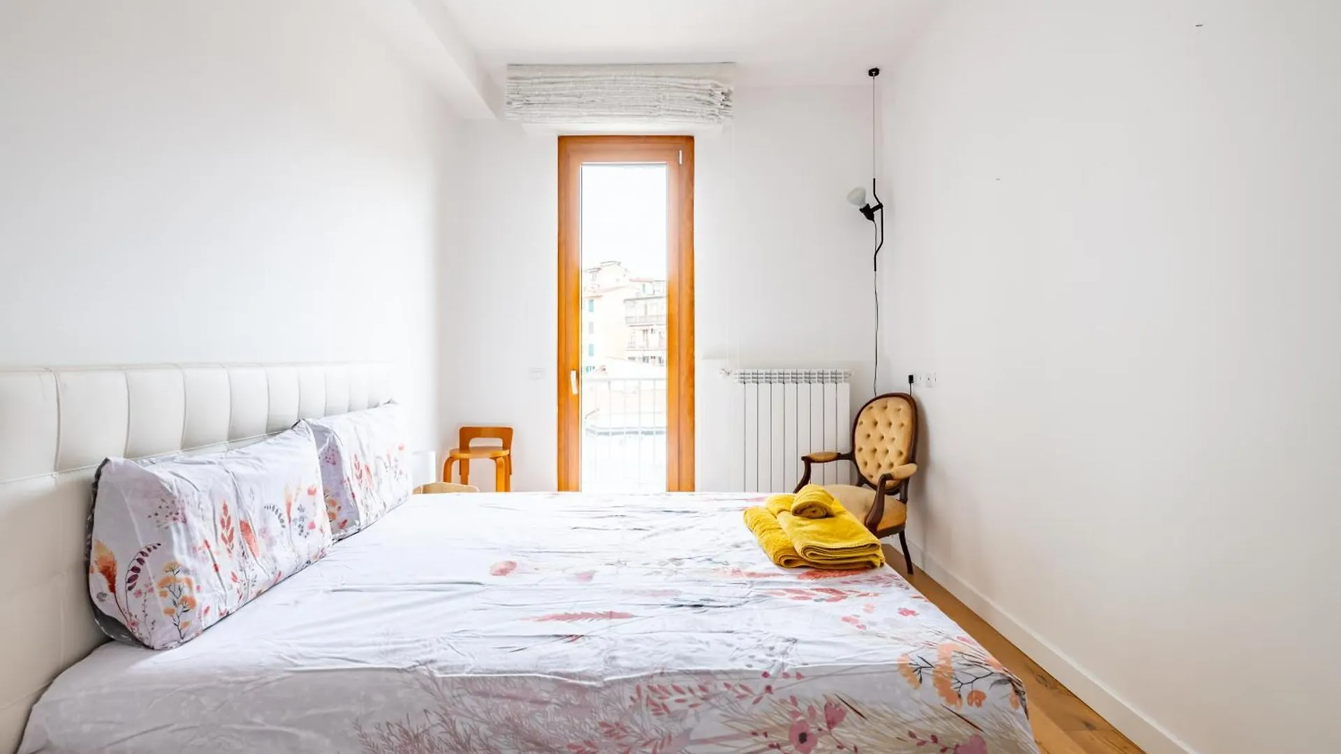 Maragliano And San Jacopino Flat With Balcony Apartment Florence